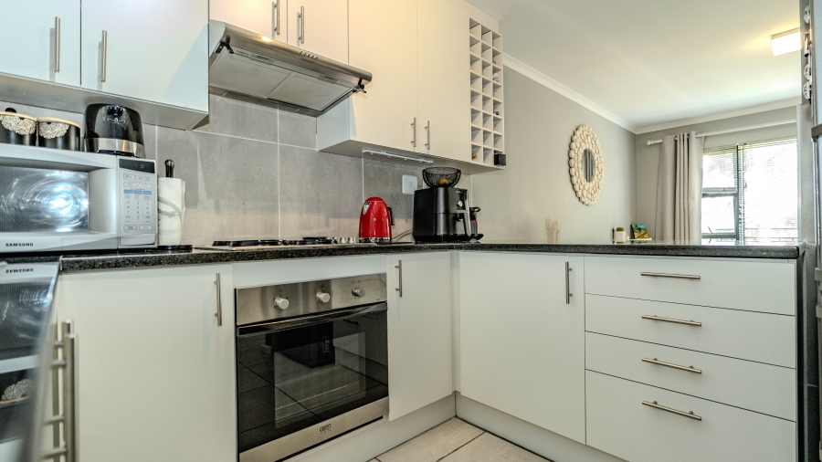 2 Bedroom Property for Sale in Silver Oaks Western Cape